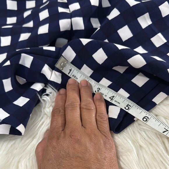 Banana Republic Blue and White Gingham Bermuda Shorts - Picture 3 of 7